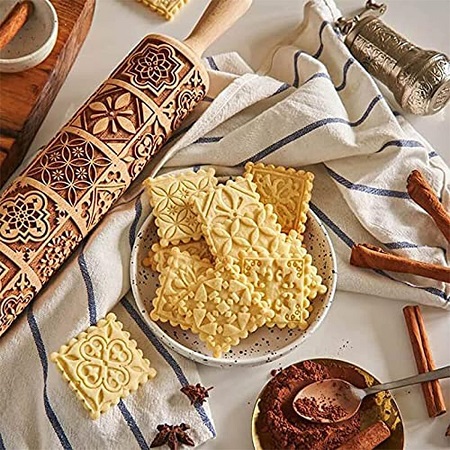embossed rolling pin and cookies
